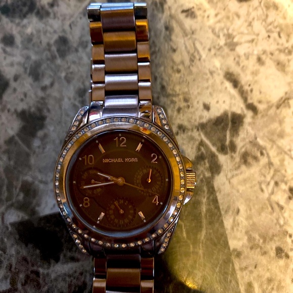 Women’s Michael Kors watch - Picture 6 of 7